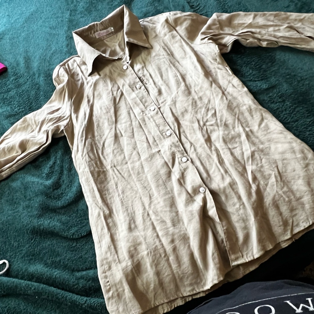 Beige/Tan button up. Used/like new.